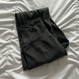 Aura Alphalete Leggings